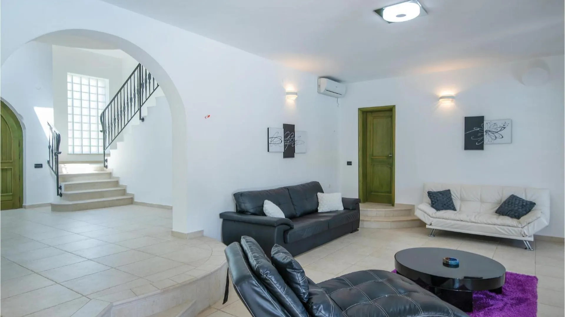 5 Bedroom Awesome Home In Valtura